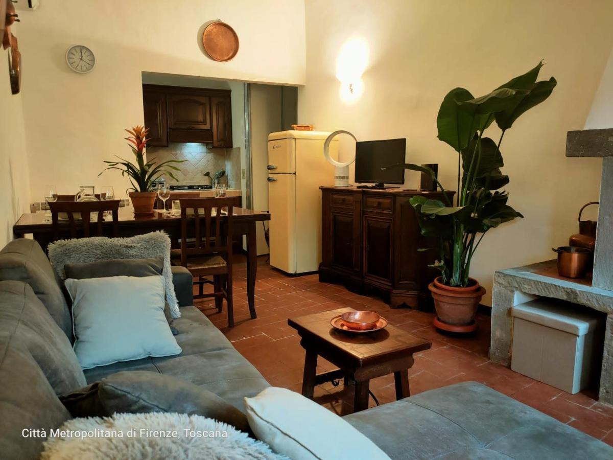 Overlooking'S Duomo Apartment In Mercato Centrale Firenze Bagian luar foto